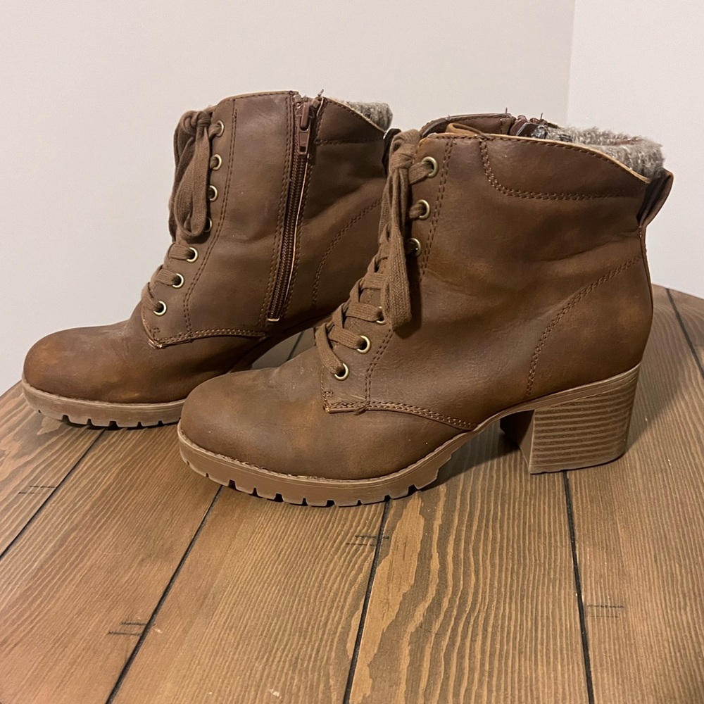 Ankle booties